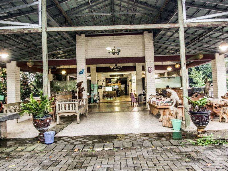 Oyo 2278 Cikidang Hunting Resort Sukabumi Dış mekan fotoğraf