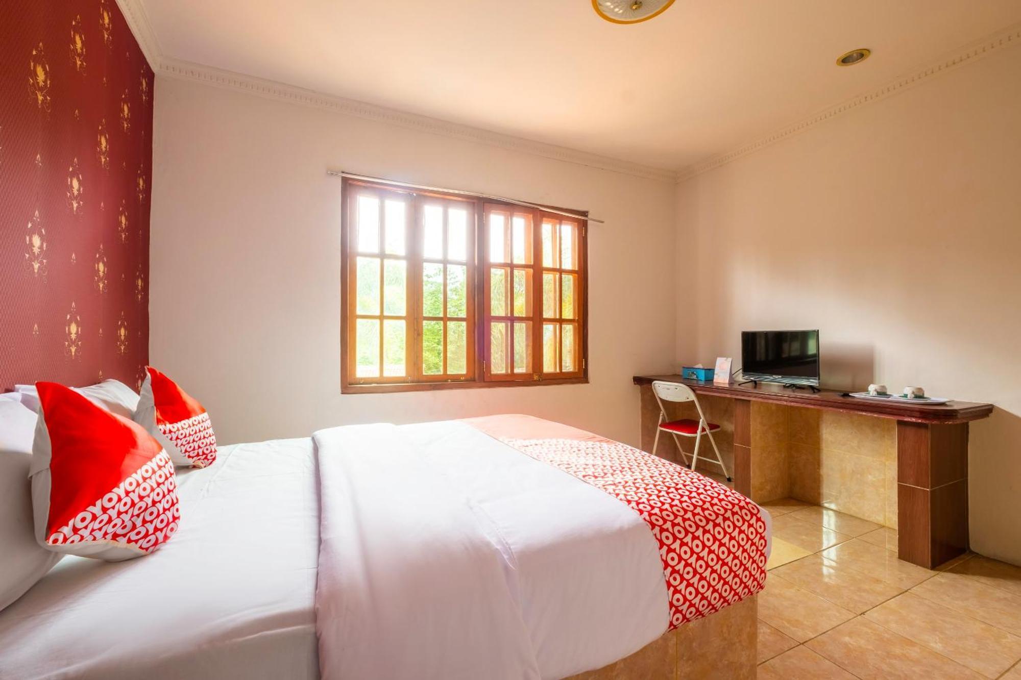 Oyo 2278 Cikidang Hunting Resort Sukabumi Dış mekan fotoğraf